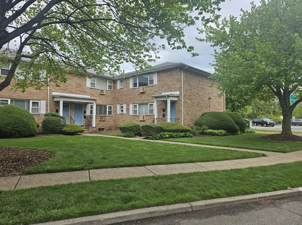 39-15 Dobrin Ct, Fair Lawn, NJ 07410