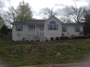 184 Lookout Cir, Trenton, GA 30752