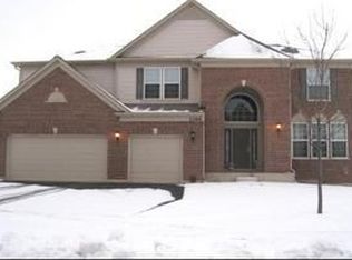 1344 Turnberry Ln, Mundelein, IL 60060