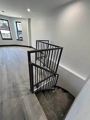 Rented by Delmark Realty LLC | media 30