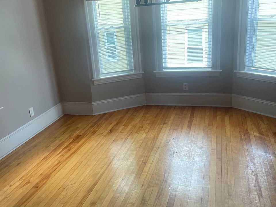 1st image of 98 Whitmarsh Ave