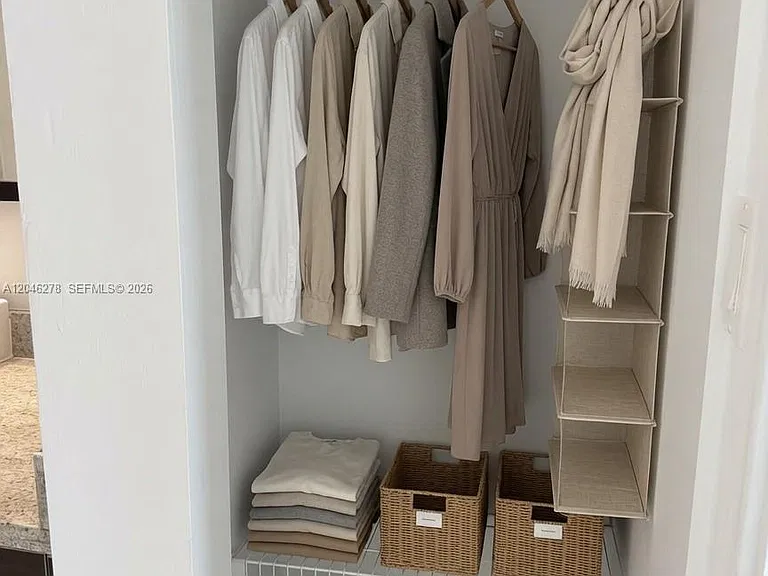 185 SW 7th St #3009 — Photo 5