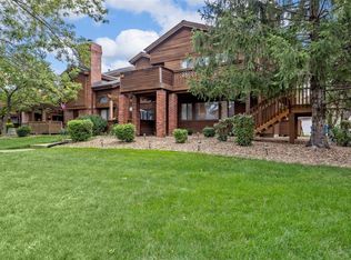 221 Hemingway Ln, Weldon Spring, MO 63304