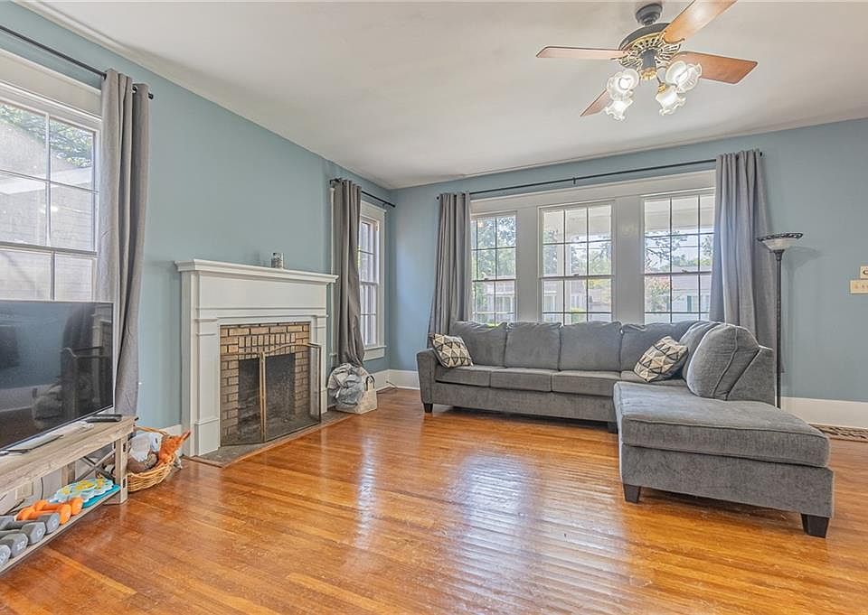 2430 Marye St, Alexandria, LA 71301 Zillow