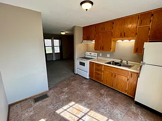 2 bed, 800 sqft, $725 — Photo 3