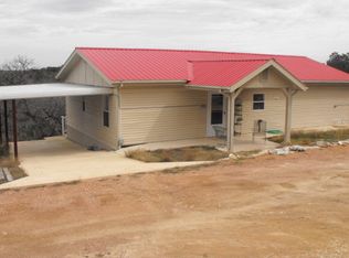210 Apacheria Pass W, Comfort, TX 78013