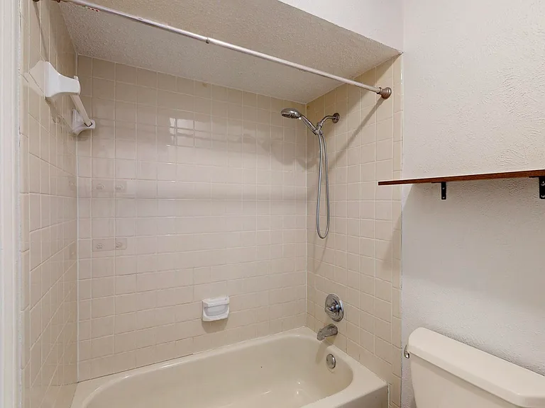 846 Creekside Dr — Photo 15