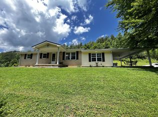 919 Ball Rd, Manchester, KY 40962