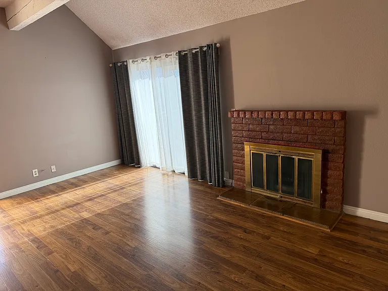 4340 Gannet Cir #112 — Photo 7