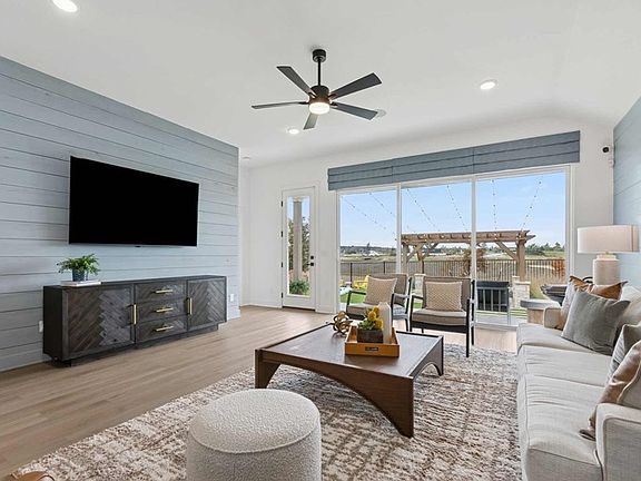 The Kline - Family Room