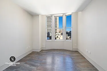 Rented by Coldwell Banker Warburg