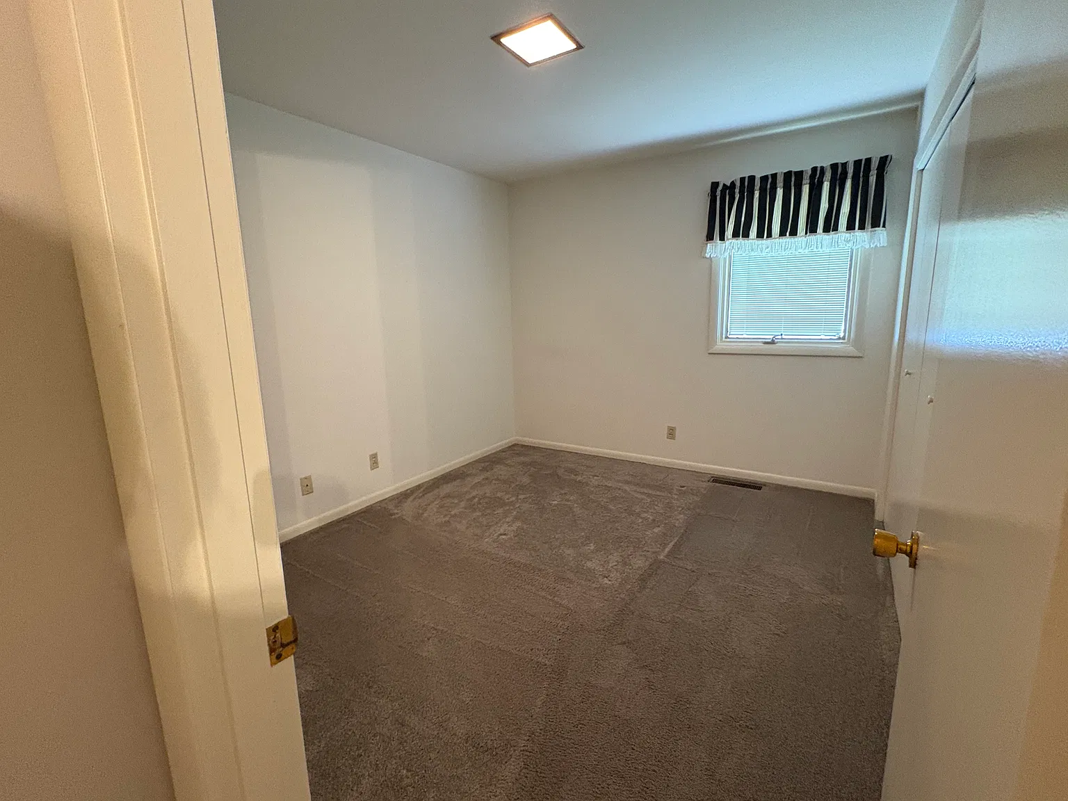 3 bed, 1512 sqft, $1,800 — Photo 3