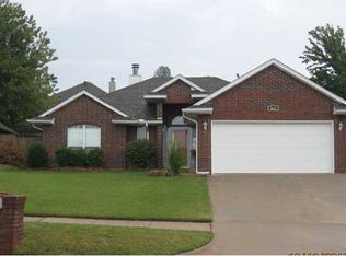 1612 Dorchester Rd, Midwest City, OK 73130