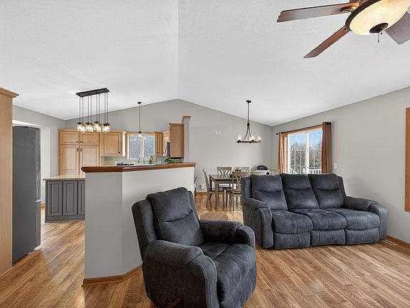 3rd image of 3767 13th Ave SW