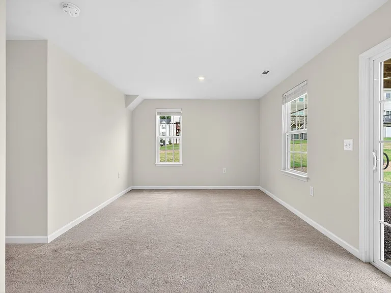 1232 Lizer Rd — Photo 9