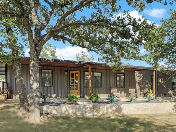 752 Salt Creek Rd, Springtown, TX 76082