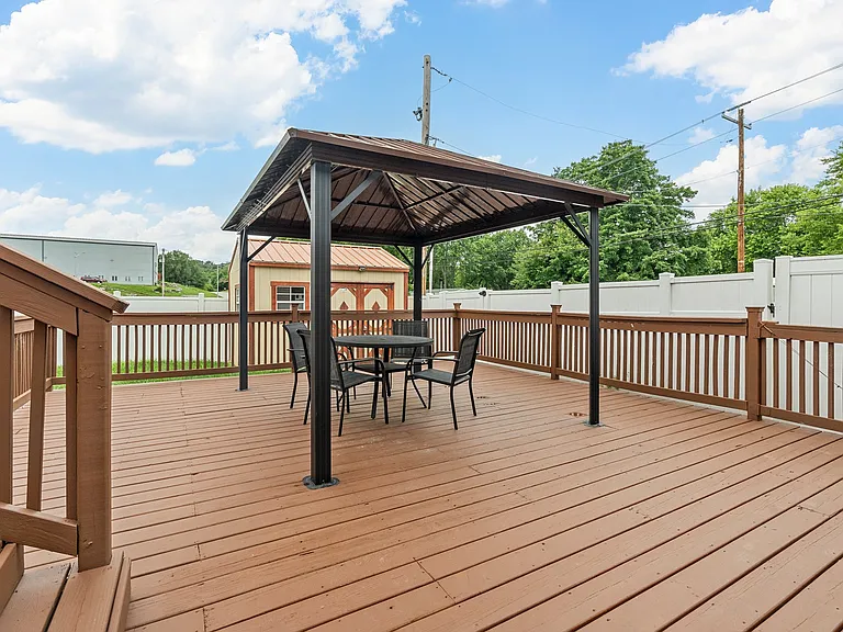 803 Matthews Dr — Photo 36