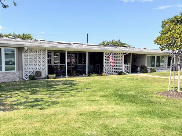 1543 Merion Way #M2-45e, Seal Beach, CA 90740