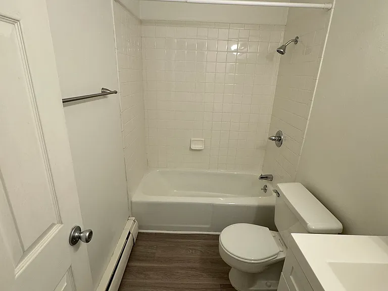 704 E Myrtle St #704 — Photo 14