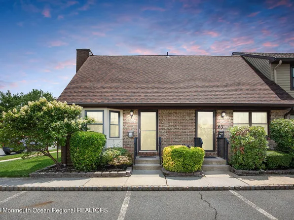 64 Village Green Way, Hazlet, NJ 07730
