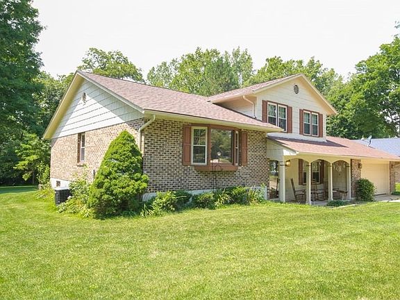 2nd image of 4450 Valley Brook Dr