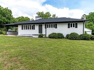 7724 E Holly Grove Rd, Thomasville, NC 27360