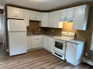 20 Buckingham St, Pawcatuck, CT 06379