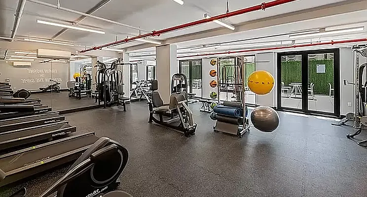 Rented by REAL New York | media 11