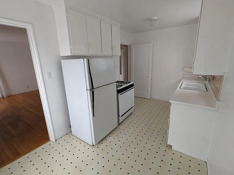 905 Dwight Way — Photo 17