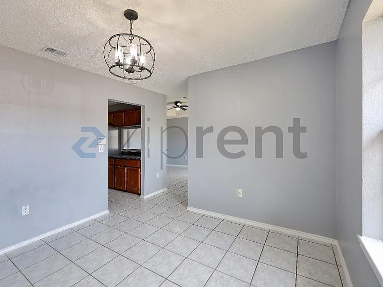 5011 Jason Dr — Photo 15