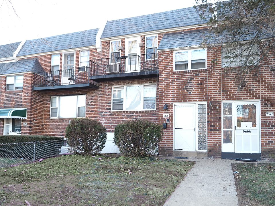 Front of House (1st floor elevated)