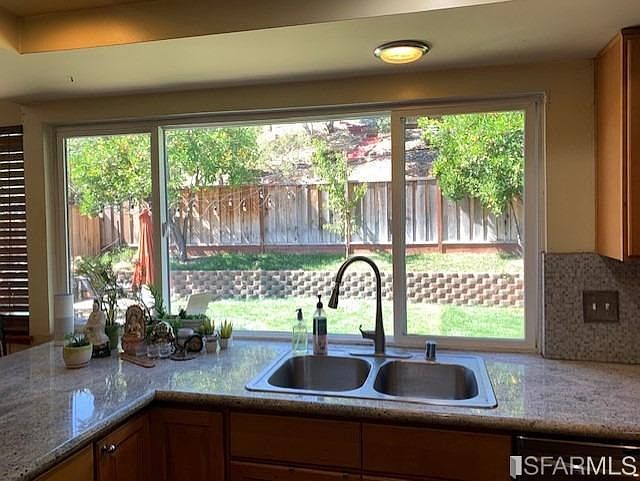 1st image of 6285 Valroy Dr