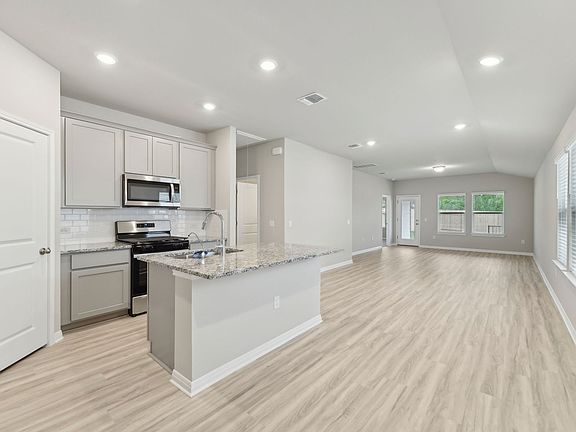 The Cascade 330 Floorplan
