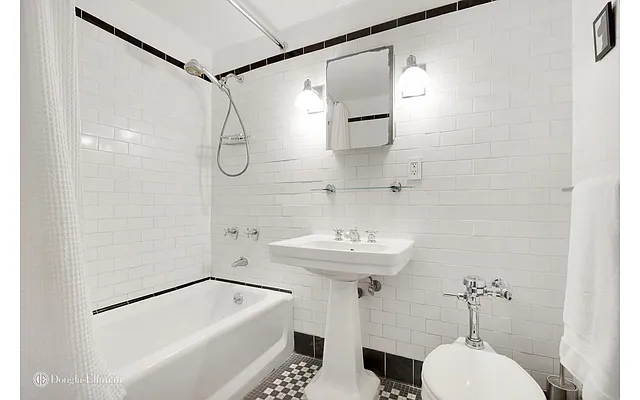 Rented by Douglas Elliman | media 7