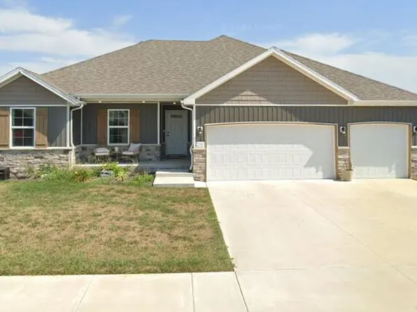 2745 E Auburn Hills Street, Republic, MO 65738