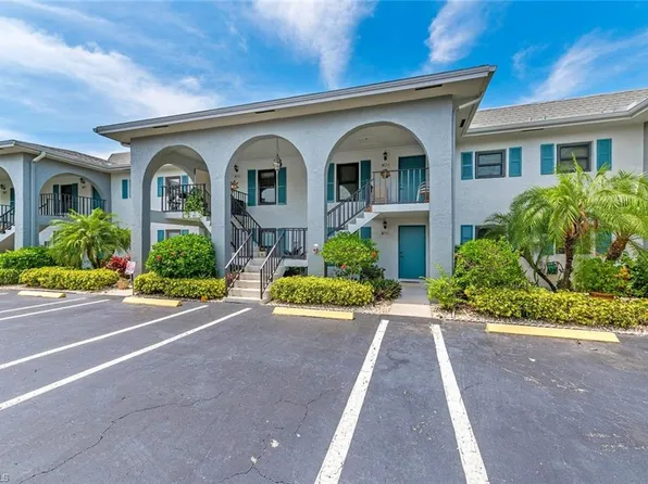 5590 Rattlesnake Hammock Rd #Apt M104, Naples, FL 34113