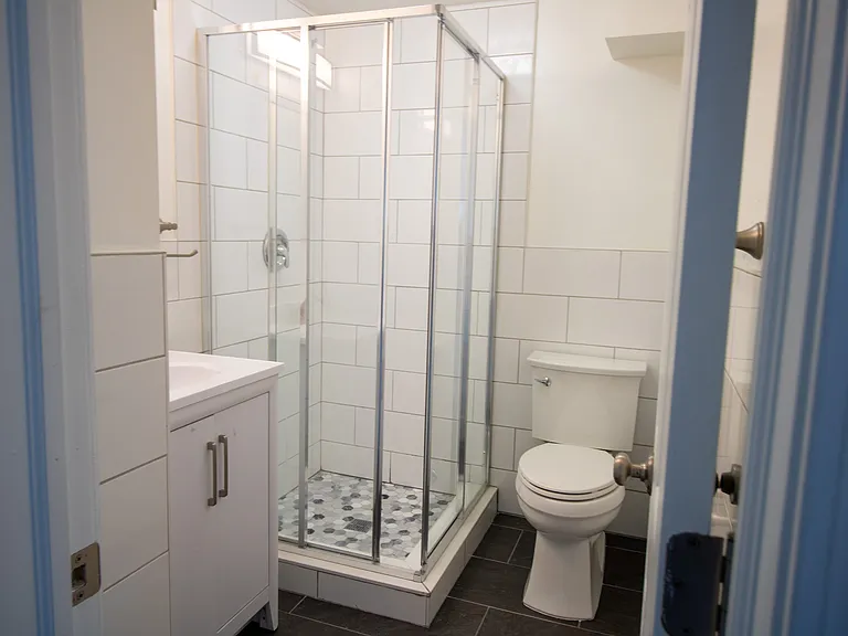 78 West St #2A — Photo 3