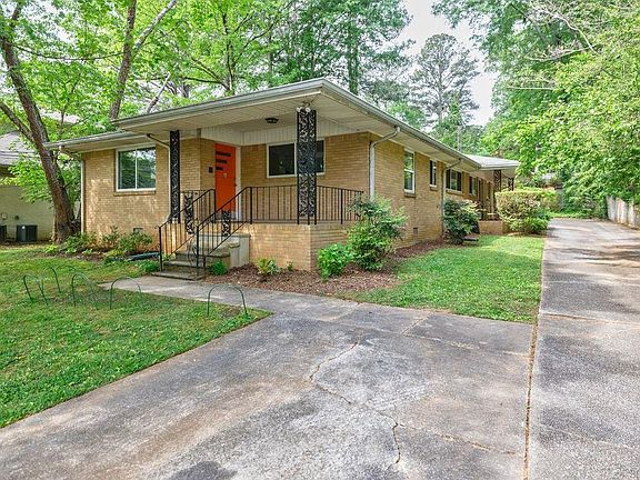 3rd image of 119 Driftwood Pl Unit A