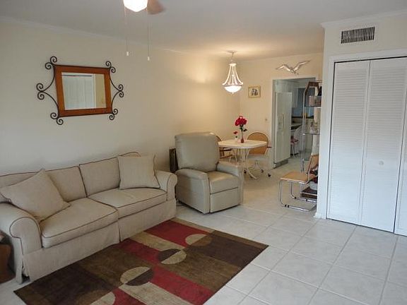 2nd image of 1 N Abbey Lane #104