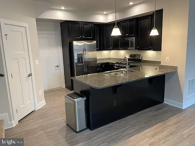 42595 Burbank Ter — Photo 8