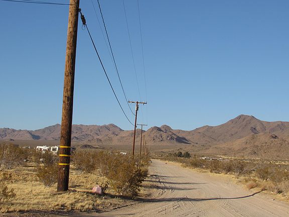 3rd image of 17485 Fern Rd