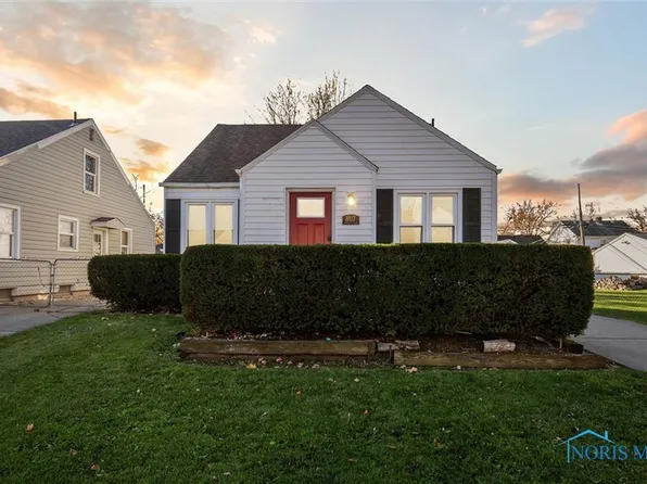 807 Waybridge Rd, Toledo, OH 43612