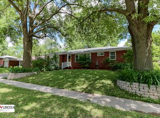 348 Terrace Rd, Lincoln, NE 68505