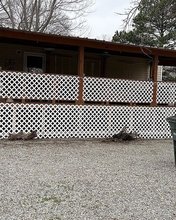 1st image of 427588 Catfish Rd