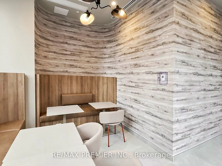 634 Church St #3305 — Photo 34