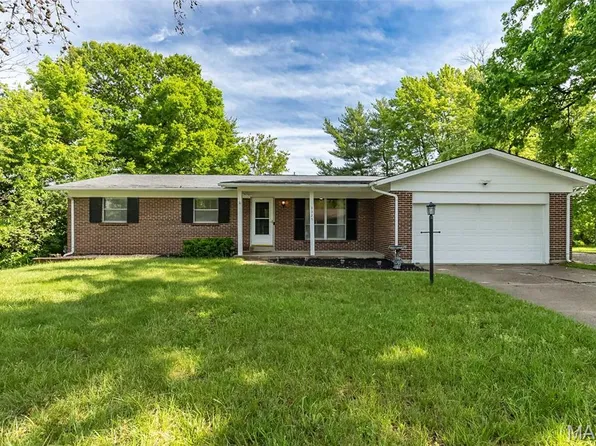 3025 Imperial Dr, Saint Peters, MO 63303