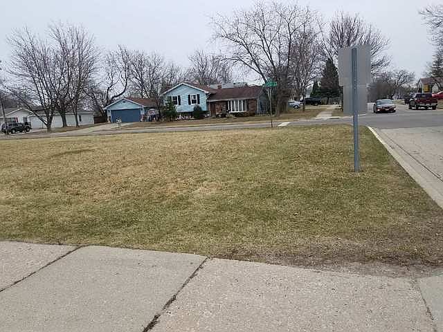 1st image of 2814 Brookside Ave