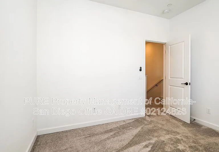 812 Mateo St #1 — Photo 12