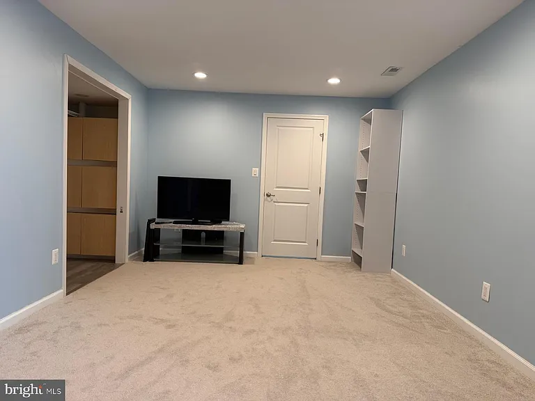 1 Warbler Ct — Photo 10