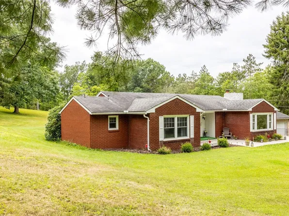 119 S Humberson Dr, Somerset, PA 15501